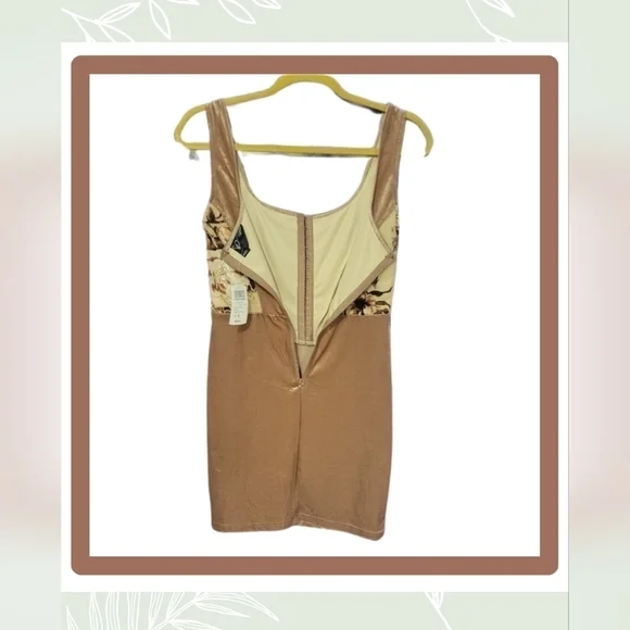 NWT Windsor Women's Floral Velvet Dress - Hook & Eye Closure, Scoop Neck, Size S - Picture 5 of 14